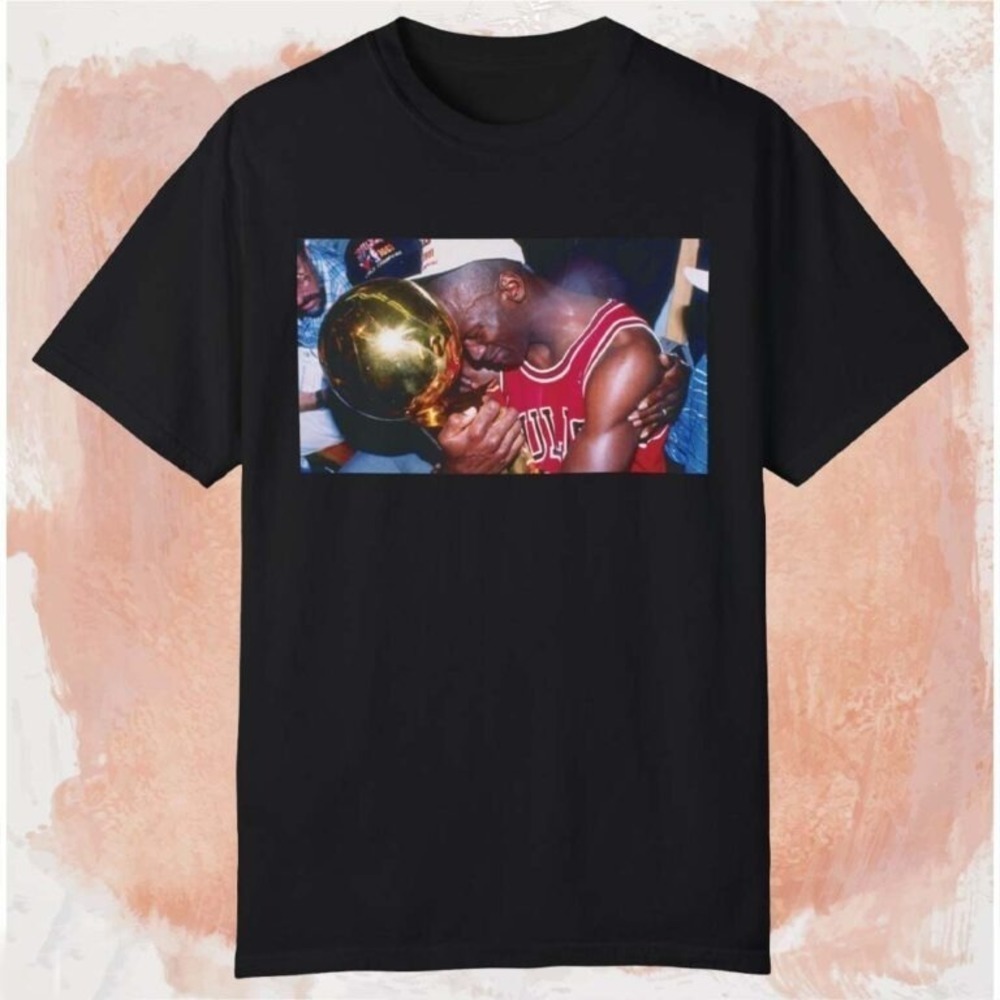 Michael Jordan Hugging Trophy Tshir